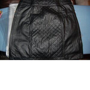 NWT Hang Ten Faux Leather Mini Skirt. Quilted front panel Size Medium